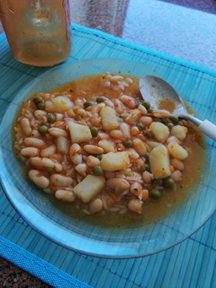 Una foto de Guisito de porotos de manteca sencillo