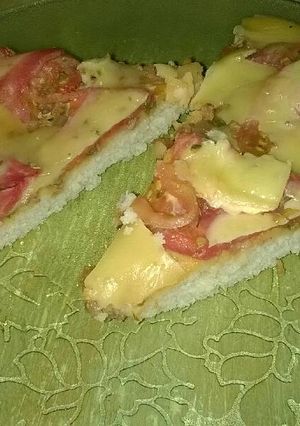 Una foto de Pizza de carne casera