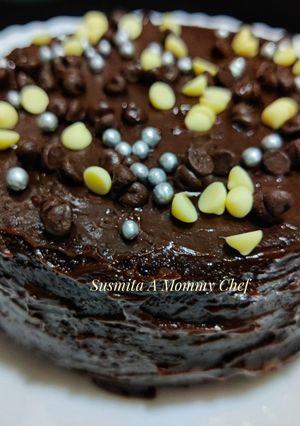A picture of Eggless Wheat flour Dark Chocolate Cake.