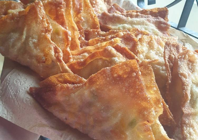 Bagaimana Membuat Martabak Telor Mini yang Enak