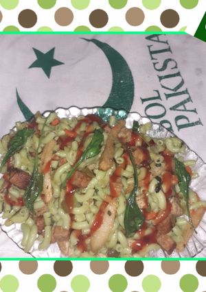 A picture of Spninach Tikka Green macaroni.