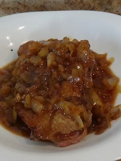 Una foto de Magret de pato con salsa naranja