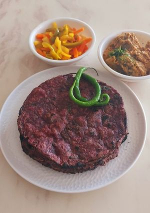 રાગી મસાલા રોટી(Ragi masala roti recipe in Gujarati) રેસીપી મુખ્ય ફોટો