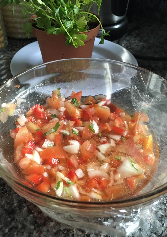 Una foto de Salsa criolla