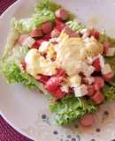Ensalada con salchichas