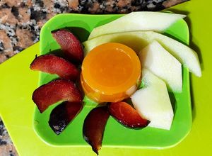 Una foto de Postre de gelatina de naranjas vegetal (agar agar)