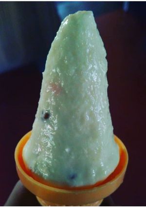 A picture of Bread kulfi.