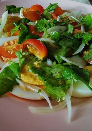 รูปของ ยำไข่ต้ม