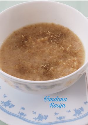 A picture of Broken Wheat Daliya/Porridge.
