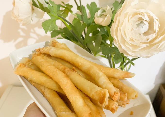 Resep Kulit lumpia isi keju yang Bikin Ngiler