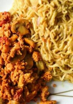 A picture of Noodles with mushroom egg sauce.