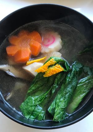A picture of Zoni Tokyo Style (Mochi in Japanese Soup).