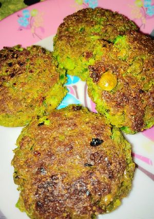 A picture of Matar cutlet.