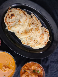 பன் பரோட்டா(bun parotta recipe in tamil) செய்முறை முக்கிய புகைப்படம்