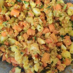 A picture of Aloo carrot fry.