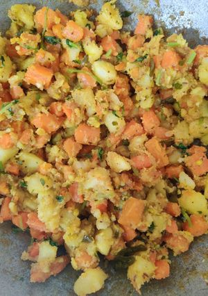 A picture of Aloo carrot fry.