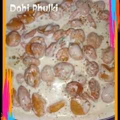 A picture of Dahi Phulki.