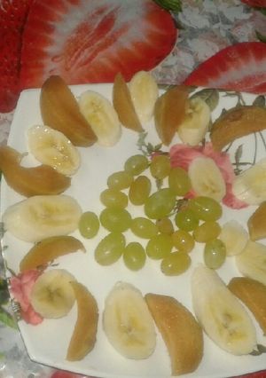 A picture of Fruits.