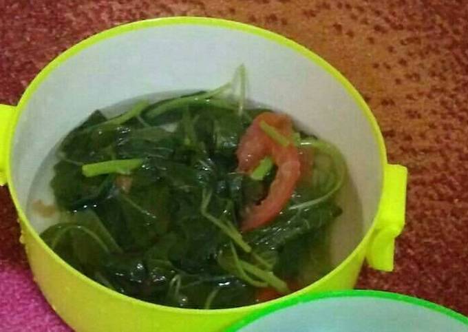 Resep Sayur Bayam Bening Oleh Putri Saraswati Hadi Cookpad