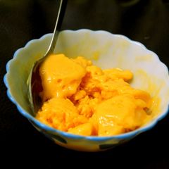 A picture of Mango Ice Cream.