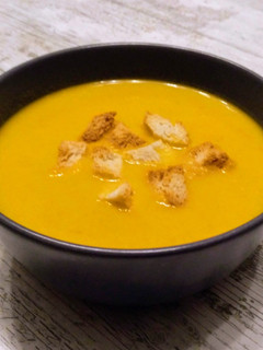 Una foto de Crema de zanahoria y apio