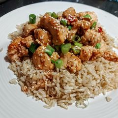 A picture of Honey Siracha Chicken.