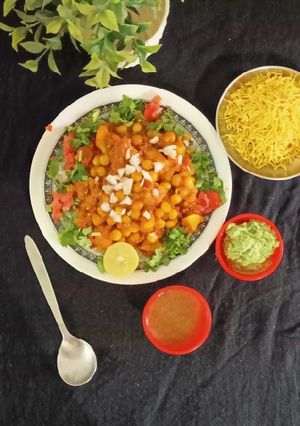 ઘુઘની (Ghugni Recipe In Gujarati) રેસીપી મુખ્ય ફોટો