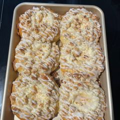 A picture of Cream Cheese Danish.