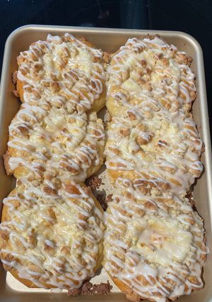 A picture of Cream Cheese Danish.