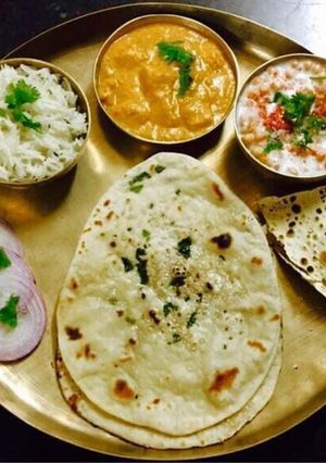 A picture of Punjabi Dinner thali.