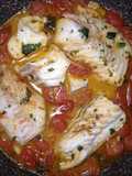 Merluza con tomate