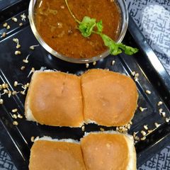 A picture of Missal pav.