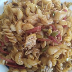 A picture of Macaroni.