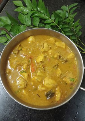 ரோட்டுக்கடை சிக்கன் சால்னா(roadside chicken salna recipe in tamil) செய்முறை முக்கிய புகைப்படம்