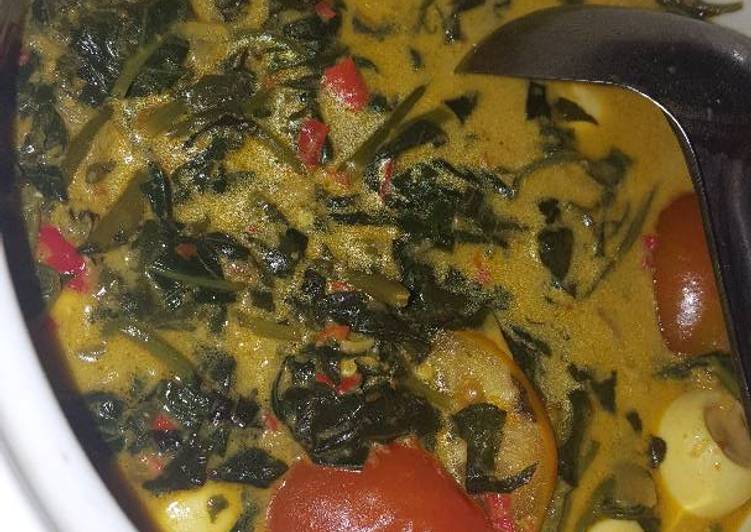 Gulai daun ubi/singkong