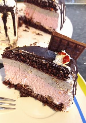 Cseresznyés gesztenyetorta recept fotója