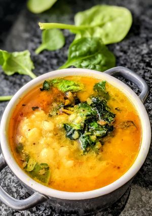 A picture of Dal palak.