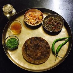 A picture of Bajra pancake (Millets).
