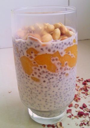 A picture of Mango Peanut Chia Seeds Pudding.