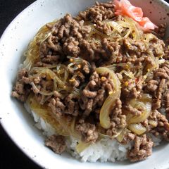A picture of Beef Mince Gyū Don.