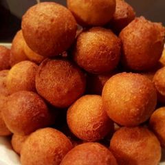 Banana & coconut gulgulas #4weekschallenge A picture of Banana & coconut gulgulas #4weekschallenge.
