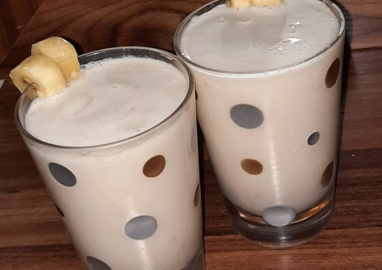 Recipe of Ultimate Banana milkshake