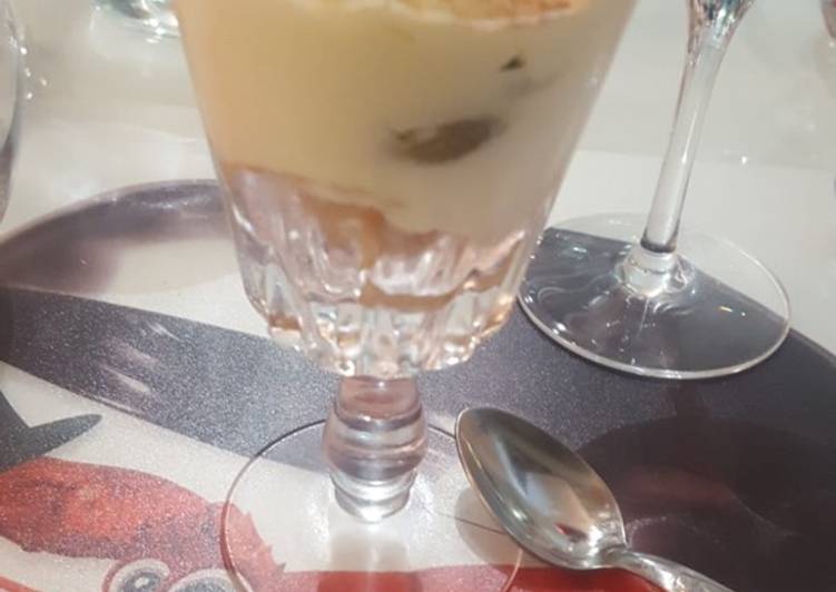 Tiramisú Simple (Gloria)