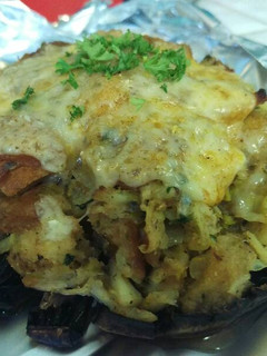 A picture of Crab stuffed Portabellas - version 1.