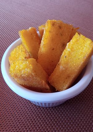 Una foto de Crispy polenta