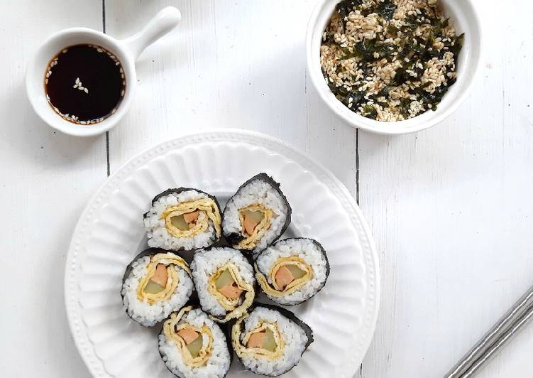 Langkah Mudah untuk Menyiapkan Sushi Roll, Lezat