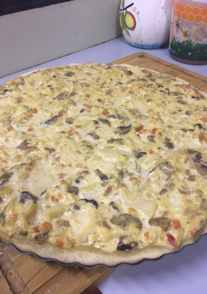 Una foto de Quiche de champiñones, palmitos y jamón