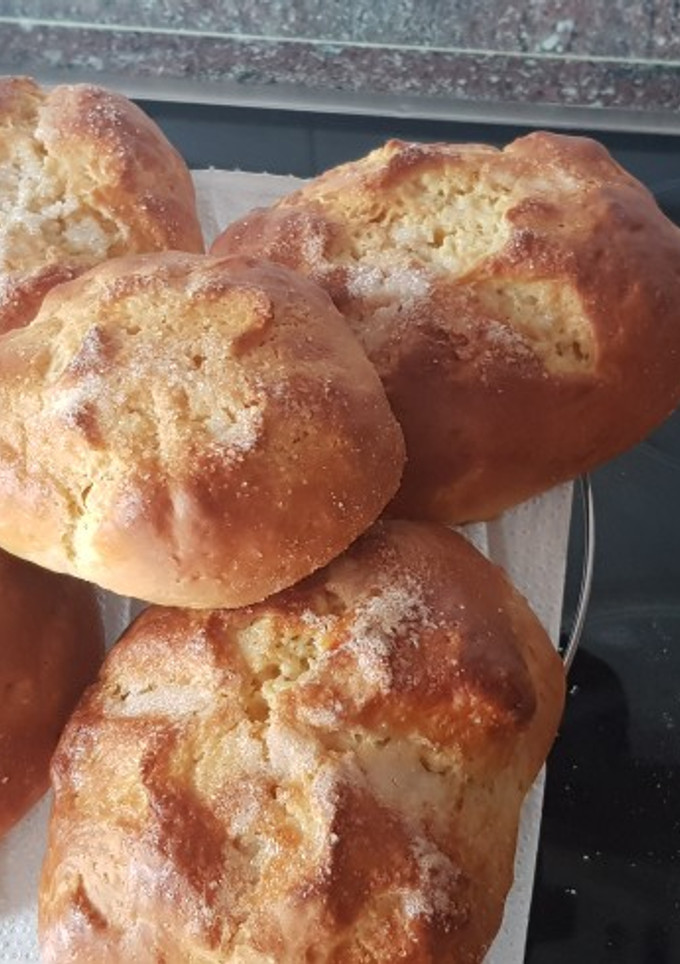 Una foto de Bollos de leche ☺️ 🤤