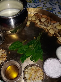 पंचामृत (Panchamrit recipe in Hindi) रेसिपी मुख्य फोटो