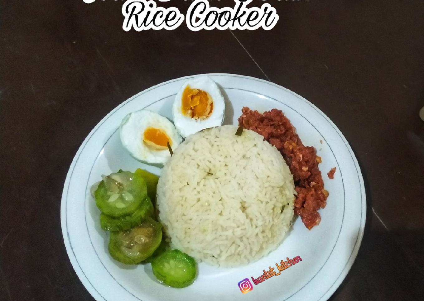 Nasi Daun Jeruk Rice Cooker